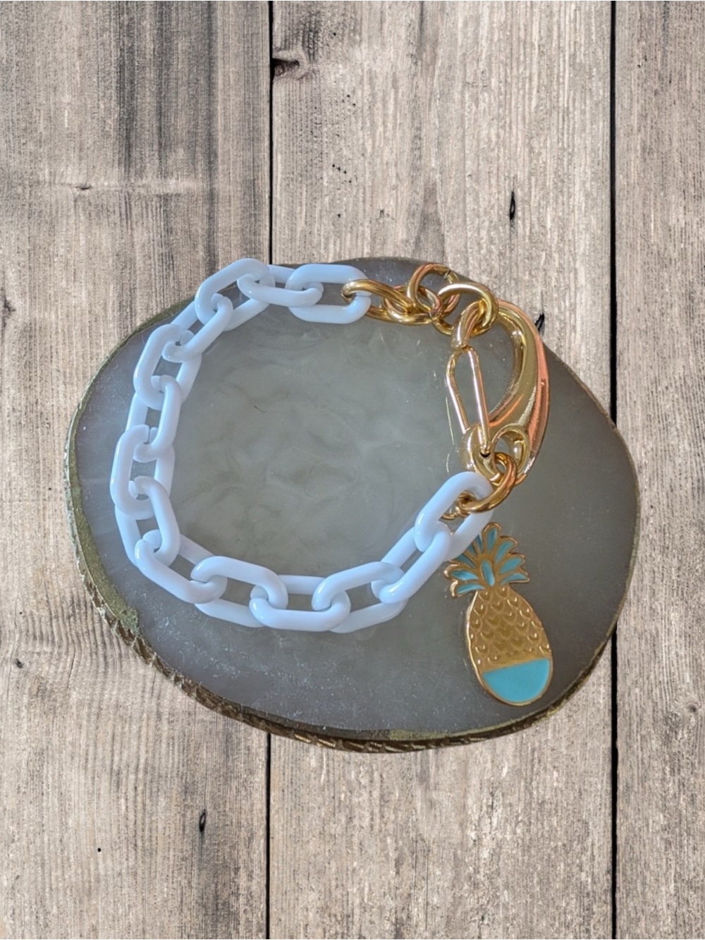 Plunder Gold & White Pineapple Charm Bracelet